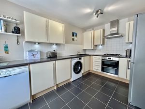 Breakfast Kitchen- click for photo gallery